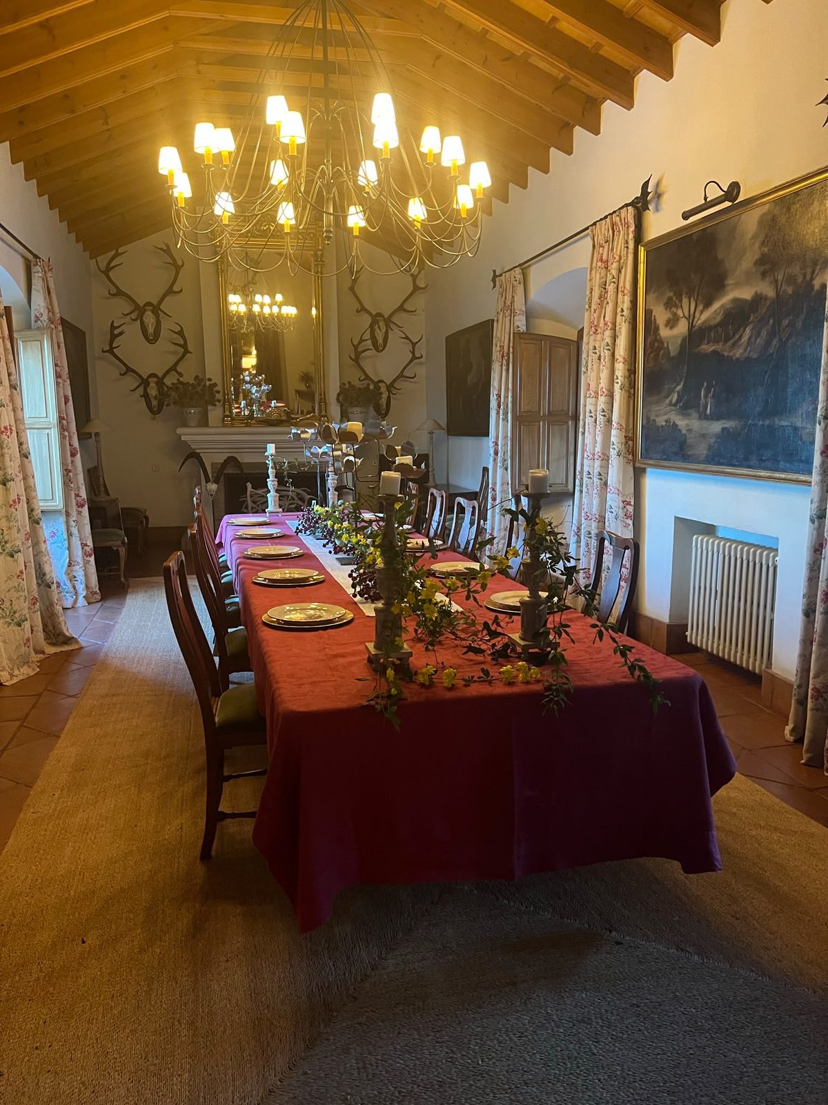 The dining room at Los Melonares laid for dinner